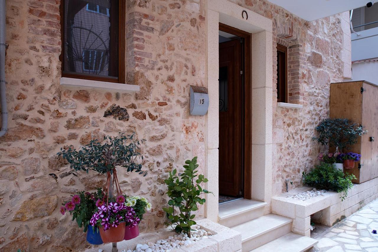 Edward Luxury Suites La Canea Esterno foto