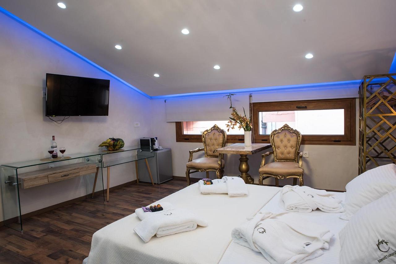 Edward Luxury Suites La Canea Esterno foto