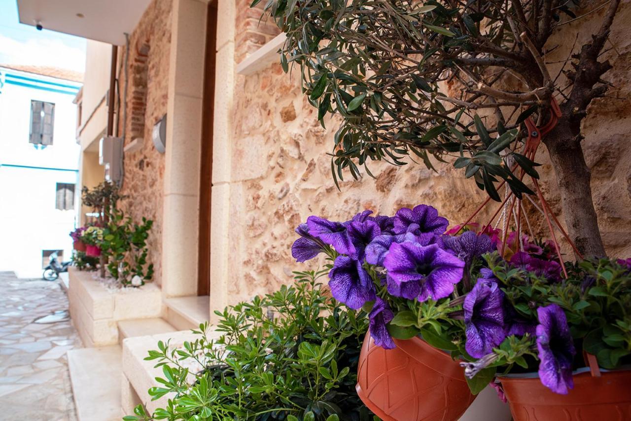 Edward Luxury Suites La Canea Esterno foto