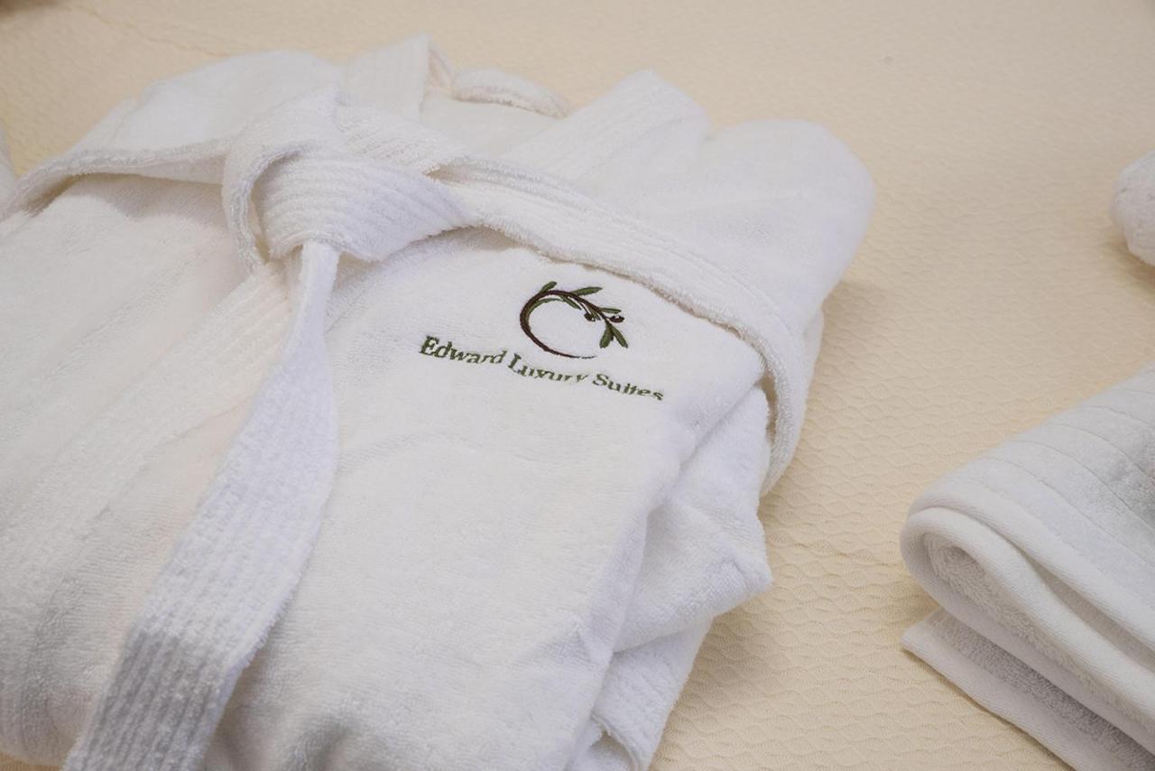 Edward Luxury Suites La Canea Esterno foto