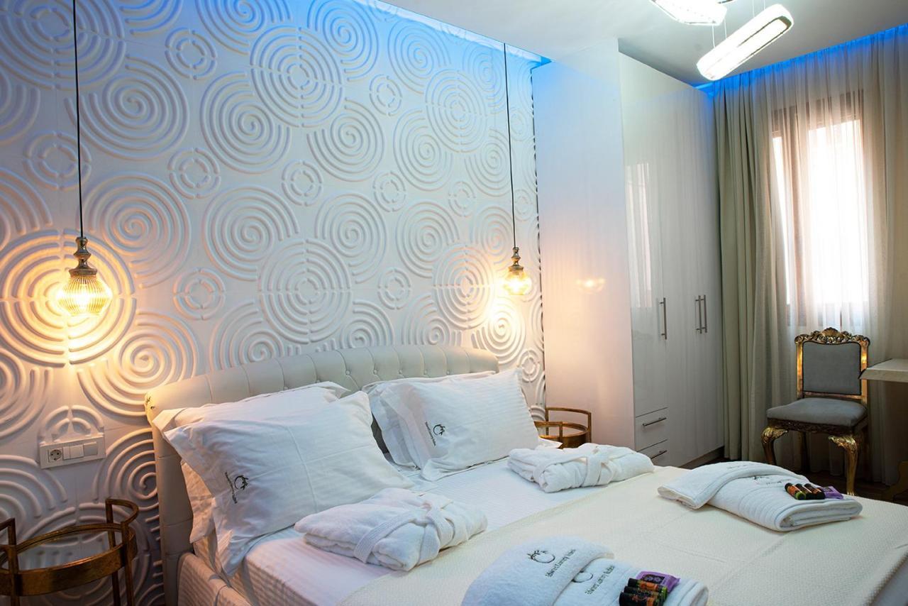 Edward Luxury Suites La Canea Esterno foto