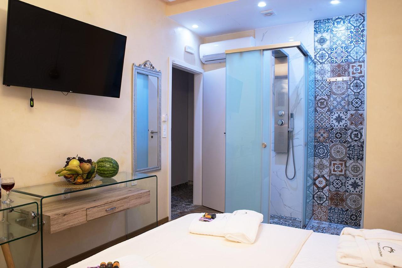 Edward Luxury Suites La Canea Esterno foto
