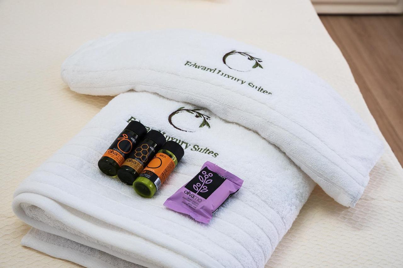 Edward Luxury Suites La Canea Esterno foto